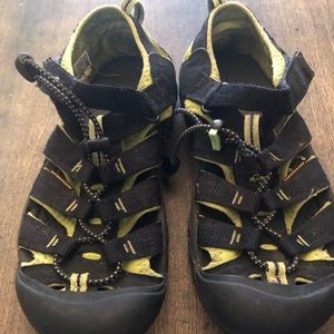 Keen Newport H2 Black/Lime Green